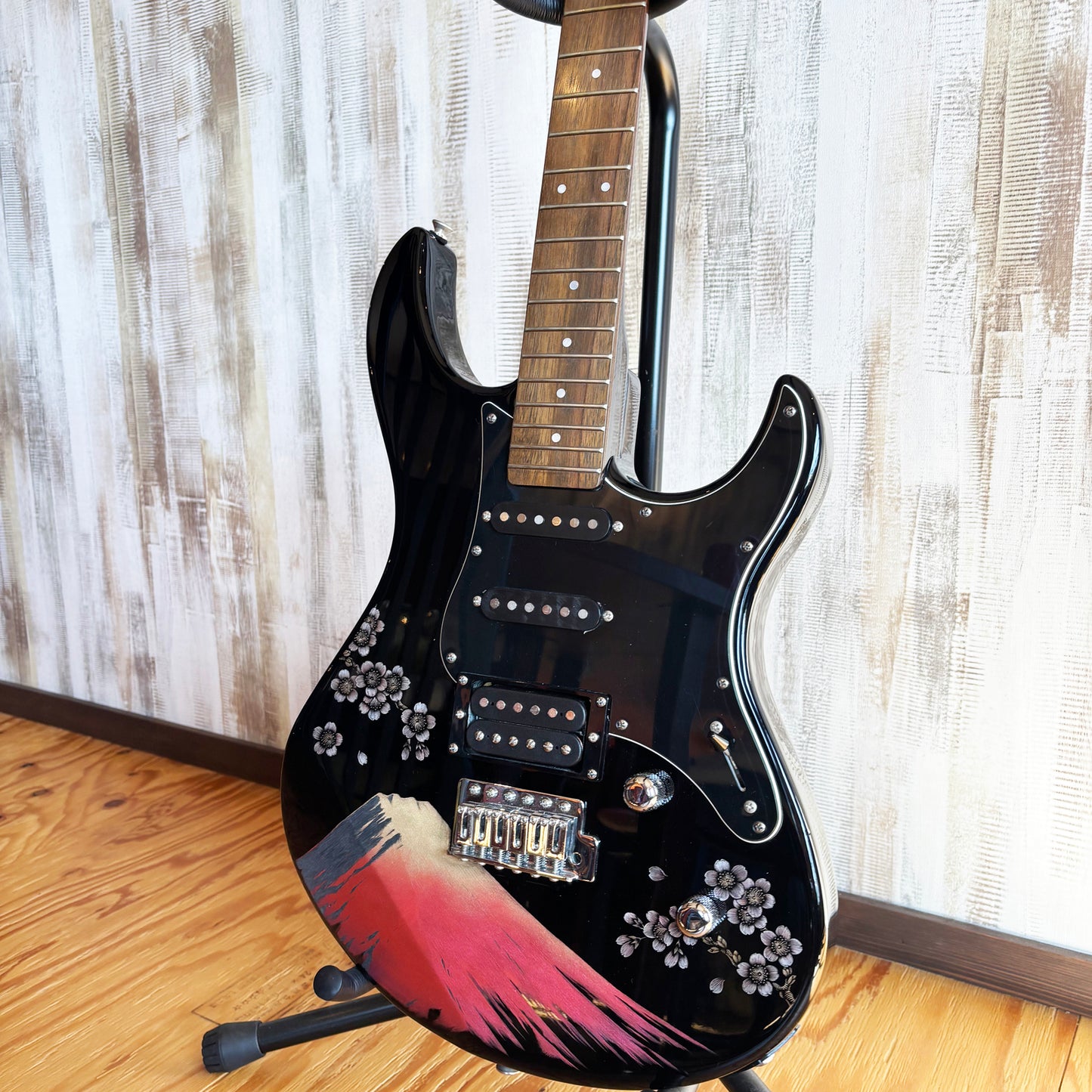 沈金ギター「オーダーメイドデザイン」制作費